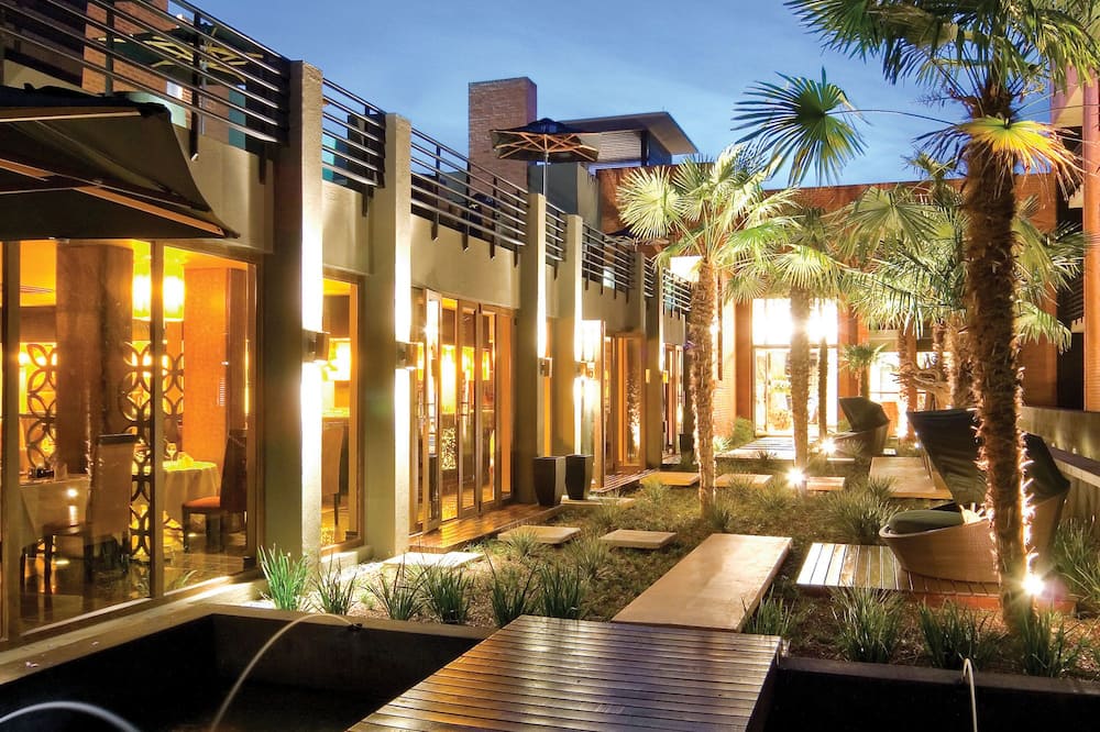 Fusion Boutique Hotel