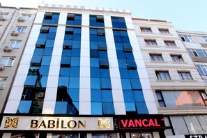 Bagian depan properti