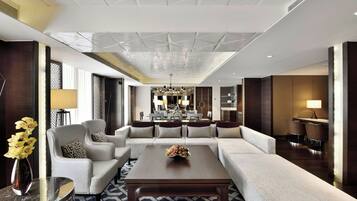 Presidential Suite, 1 Bedroom | Pillow-top beds, minibar, in-room safe, desk