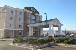 Exterior - Holiday Inn Express & Suites Golden - Denver Area by IHG (Golden)