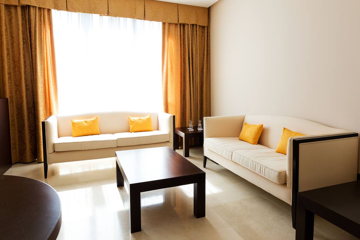 Junior Suite, 1 King Bed