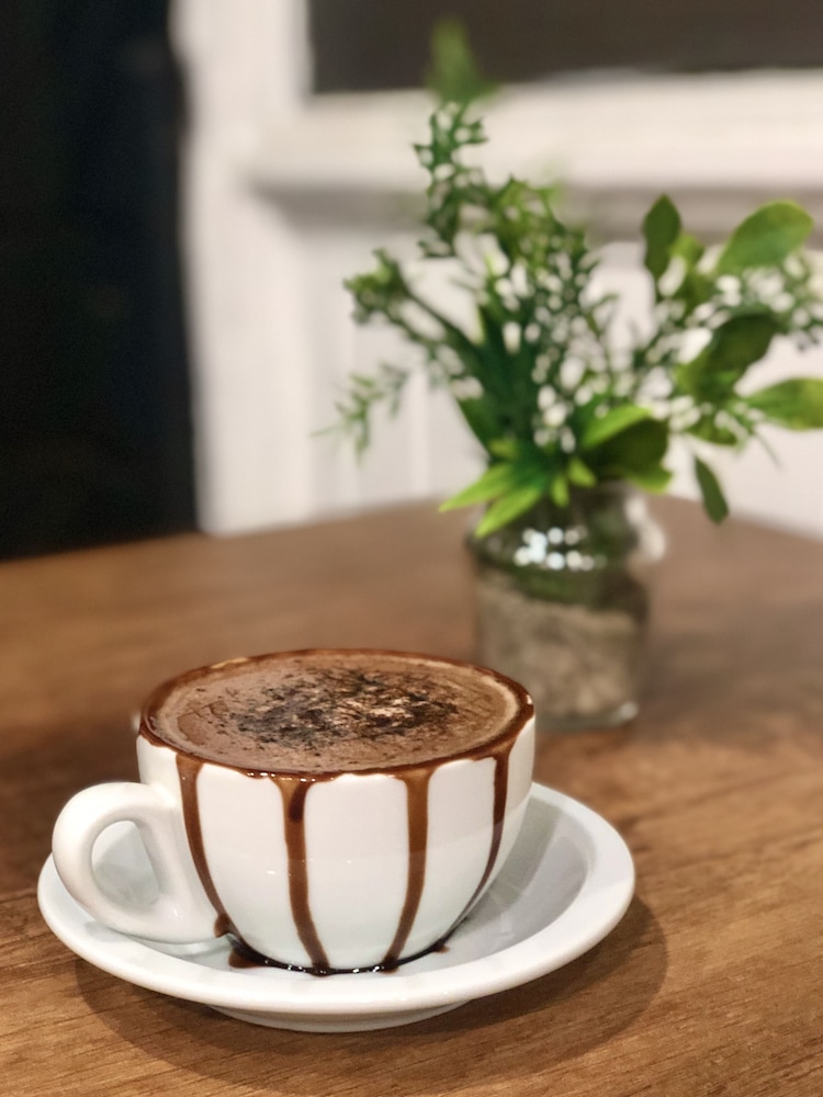 Ocean Breeze Studios by null