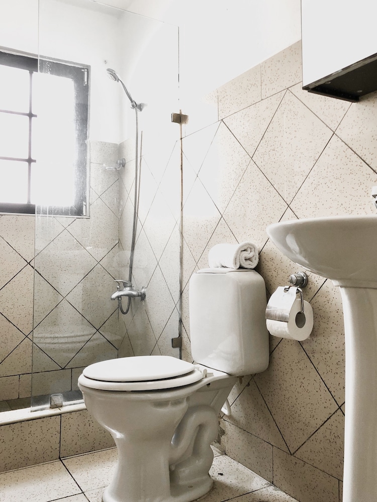 Ocean Breeze Studios by null