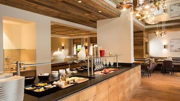 Daily buffet breakfast (EUR 20 per person)