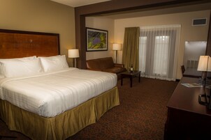 Ropa de cama de alta calidad, cortinas opacas, sistema de insonorización