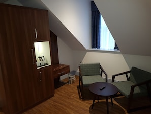 Hypo-allergenic bedding, desk, iron/ironing board, free WiFi - Station Hotel Aberdeen (Aberdeen)