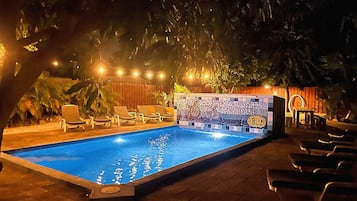 Piscine extérieure