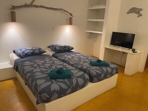 Soundproofing, free cribs/infant beds, rollaway beds, free WiFi - Dive Hut - Boutique Apartments (Kralendijk)