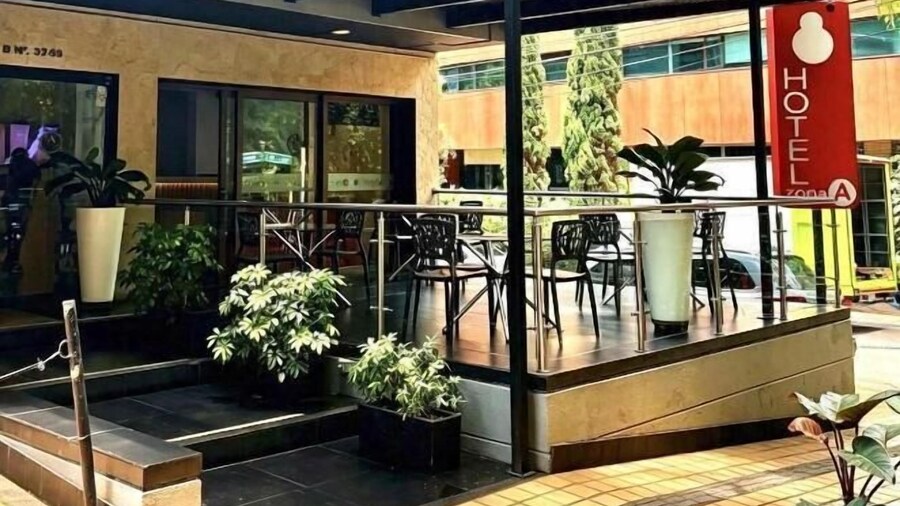 Hotel Zona A