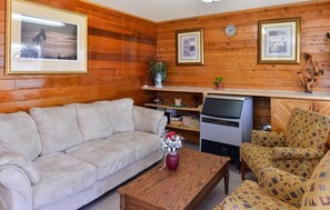 LED TV - Motel 8 (Olds)