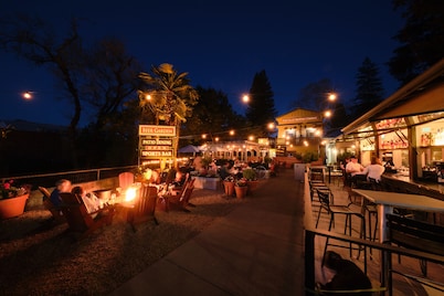 Calistoga Inn Restaurant and Brewery