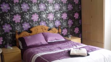 Standard Double Room, Shared Bathroom
