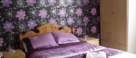 Standard Double Room, Shared Bathroom | Desk, iron/ironing board, free WiFi