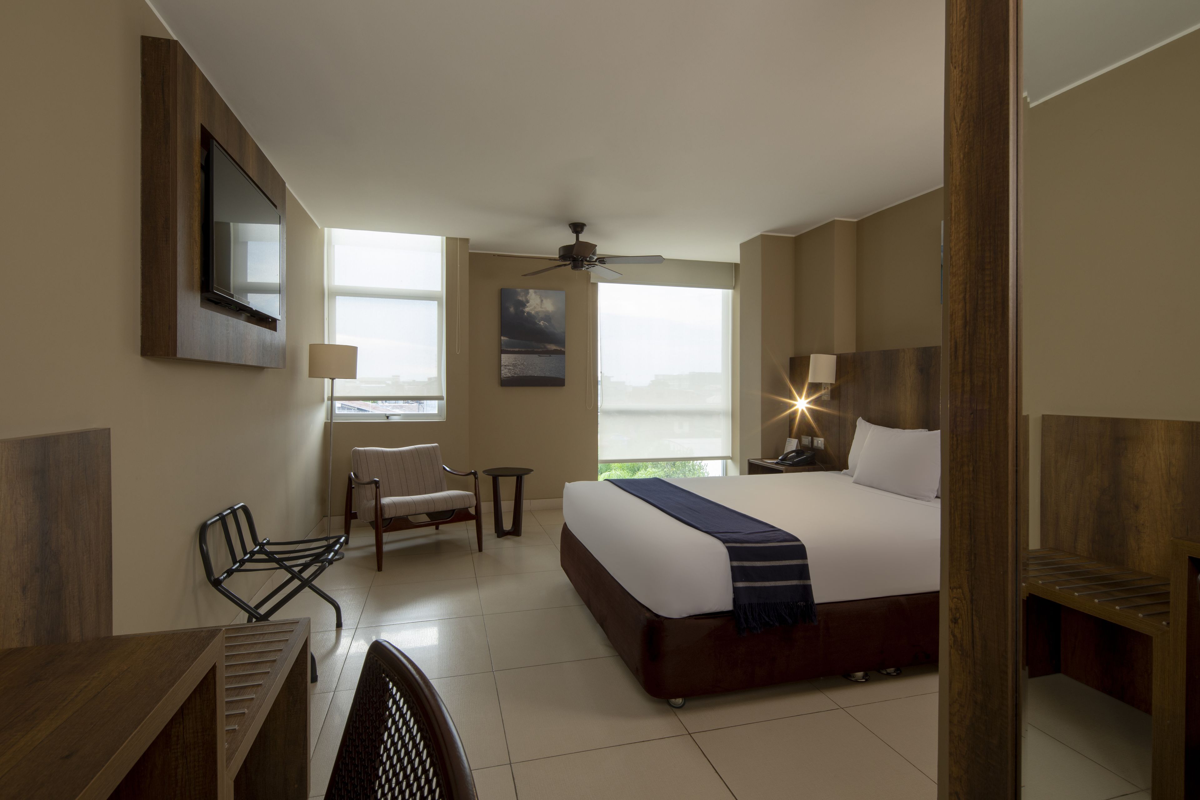 superior room, 1 queen bed | 1 bedroom, minibar, in-room safe, desk