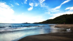Beach - Hotel Mangaby (Sardinal)
