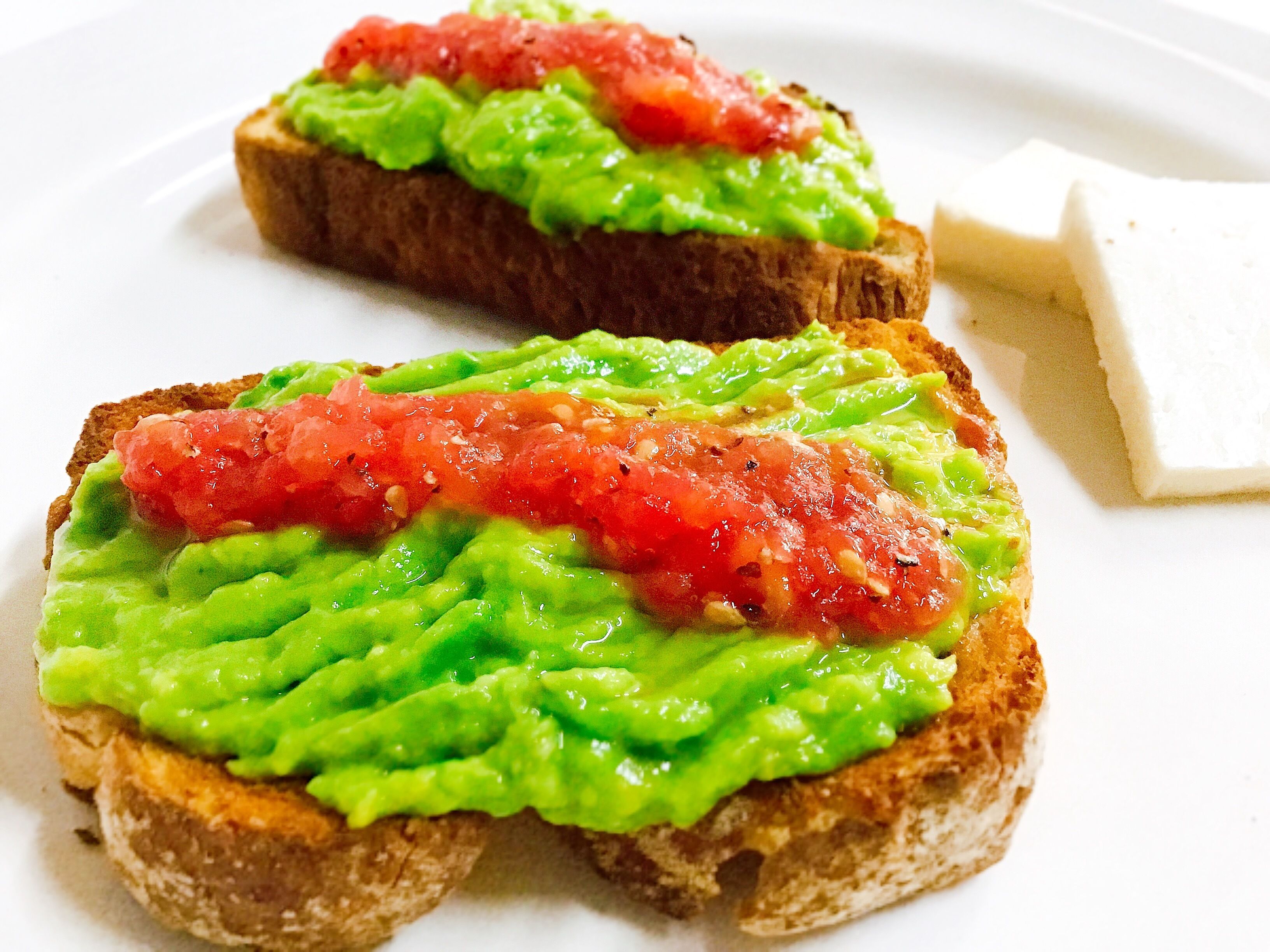 free daily cooked-to-order breakfast