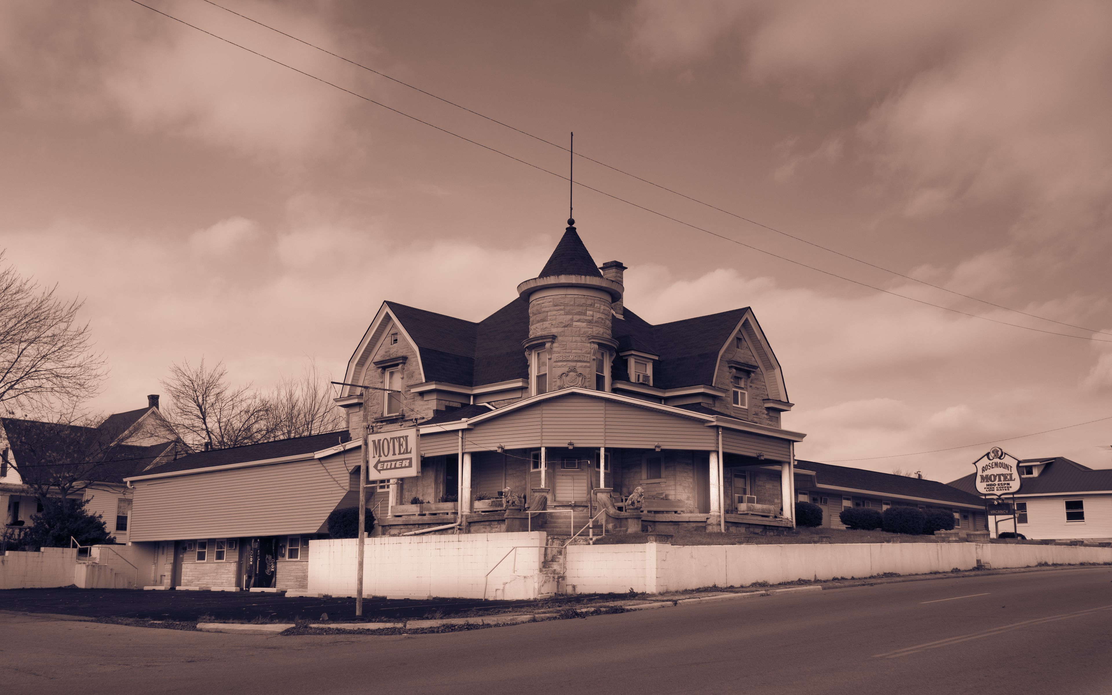 المنشأة من الخارج