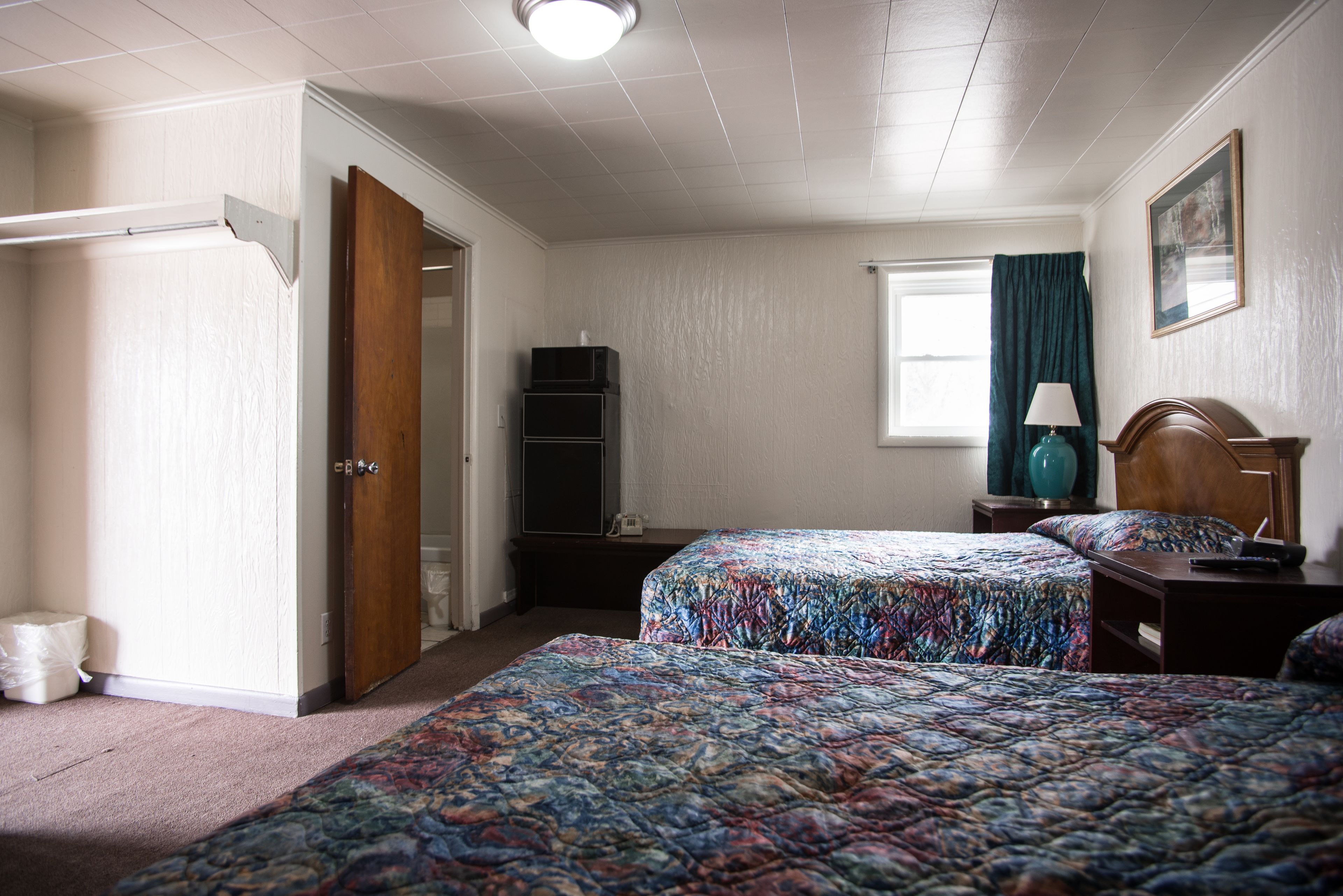 مكواة/لوح كي وواي فاي مجانًا وملاءات أسرّة