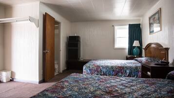 Fer et planche Ă repasser, Wi-Fi gratuit, draps fournis