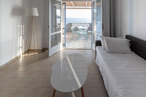 Caja de seguridad en la habitación, cunas gratuitas y ropa de cama