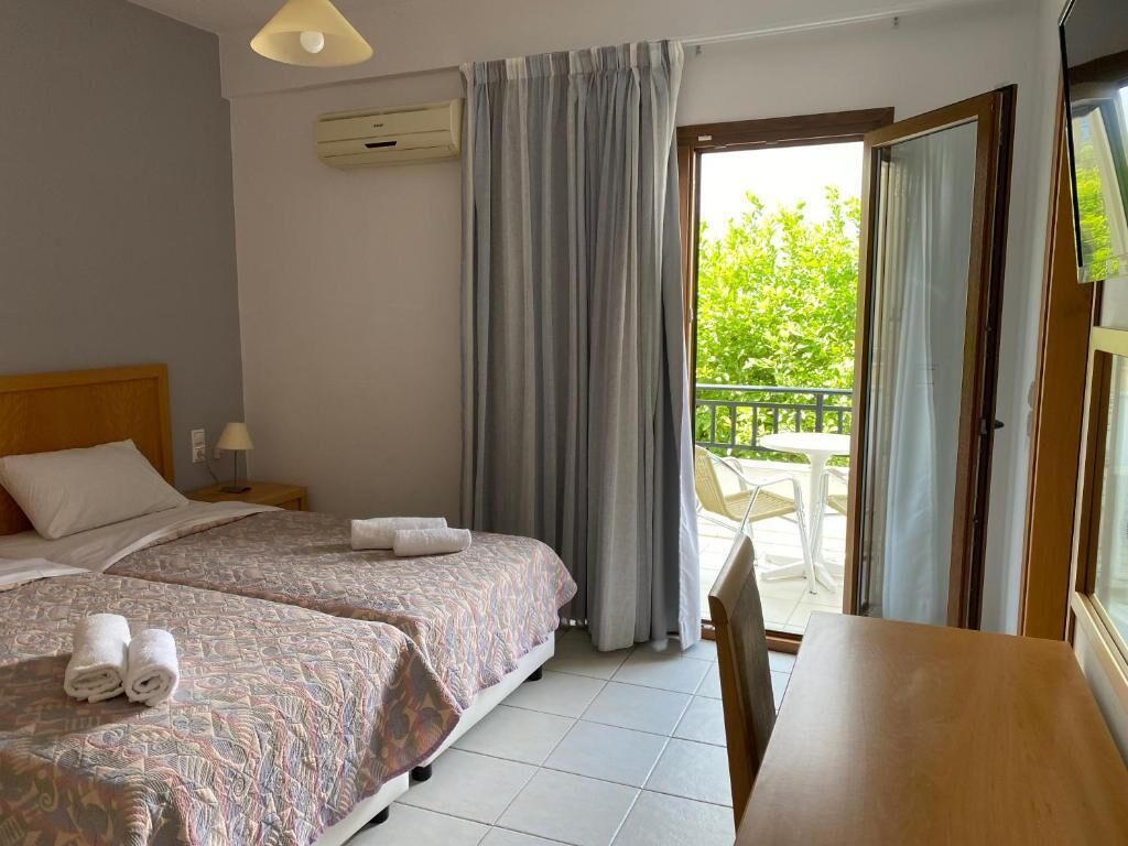 In-room safe, free cots/infant beds, bed sheets