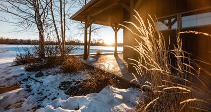 Gallatin River Lodge
