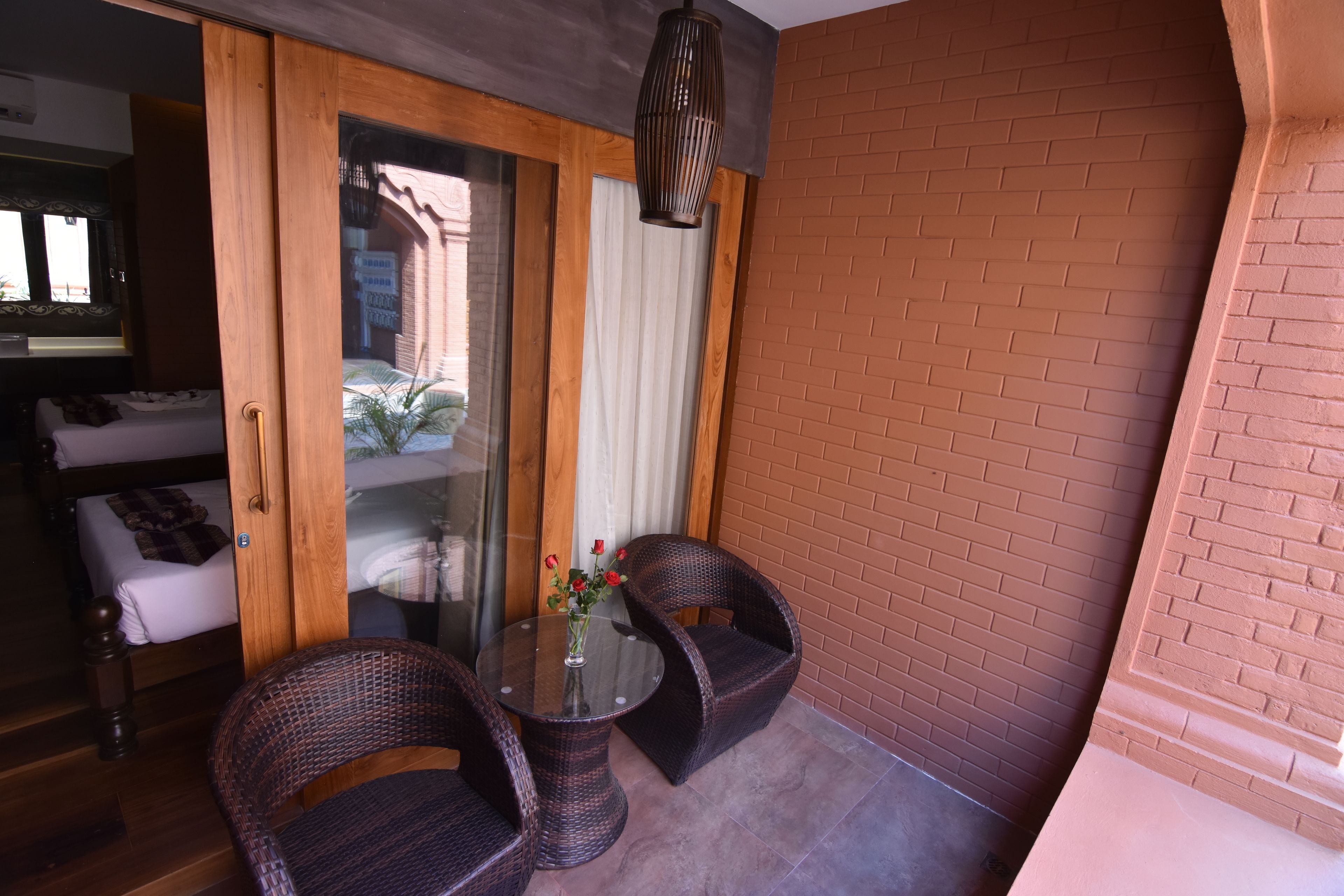 royal room | balcony
