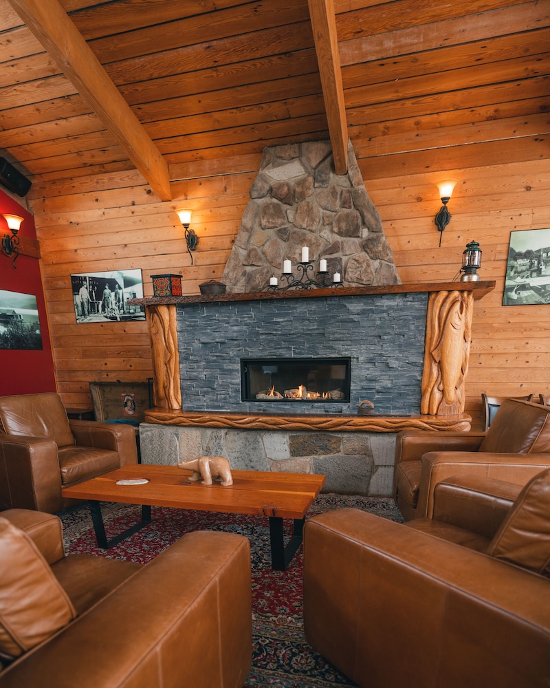 West Coast Wilderness Lodge by null