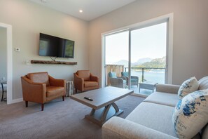 Premium Apartment | Living area