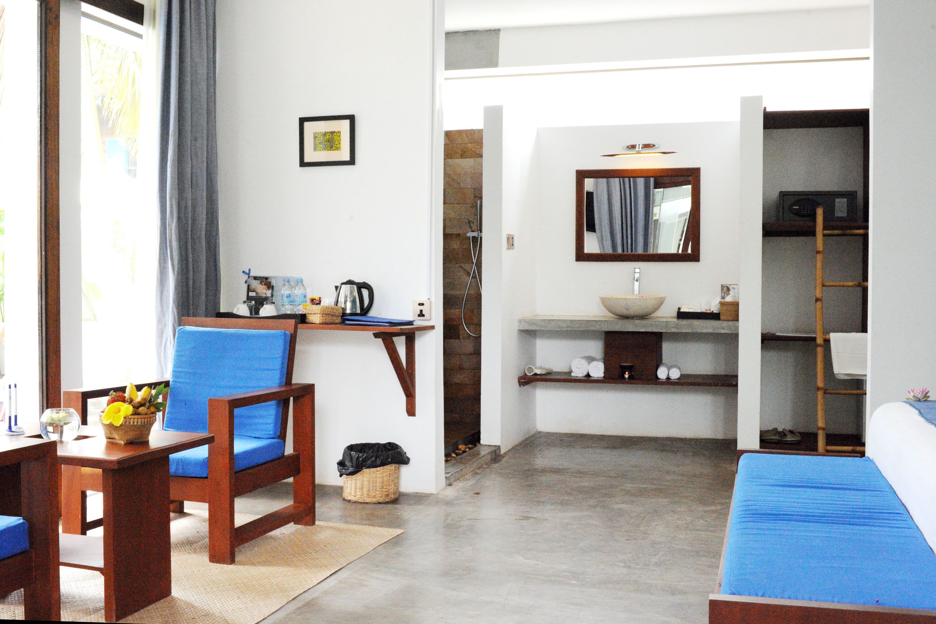 deluxe double with free khmer massage 30 mn | 1 bedroom, premium bedding, minibar, in-room safe