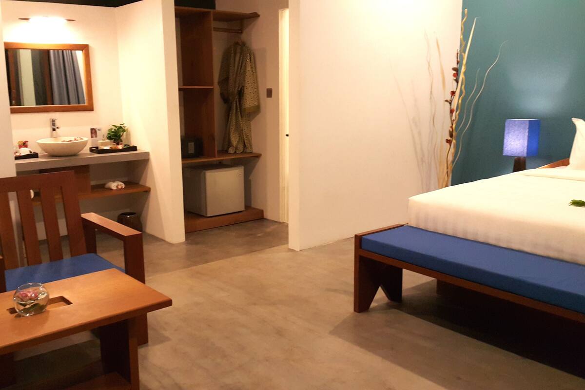 Deluxe-herbergi með tvíbreiðu rúmi (with Free Khmer Massage 30 mn) | 1 svefnherbergi, rúmföt af bestu gerð, míníbar, öryggishólf í herbergi