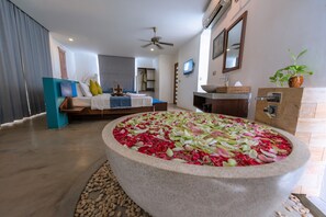 Grand Suite with Free Khmer Massage 30 mn | 1 bedroom, premium bedding, minibar, in-room safe - Chez Moi Suite and Spa (Siem Reap)