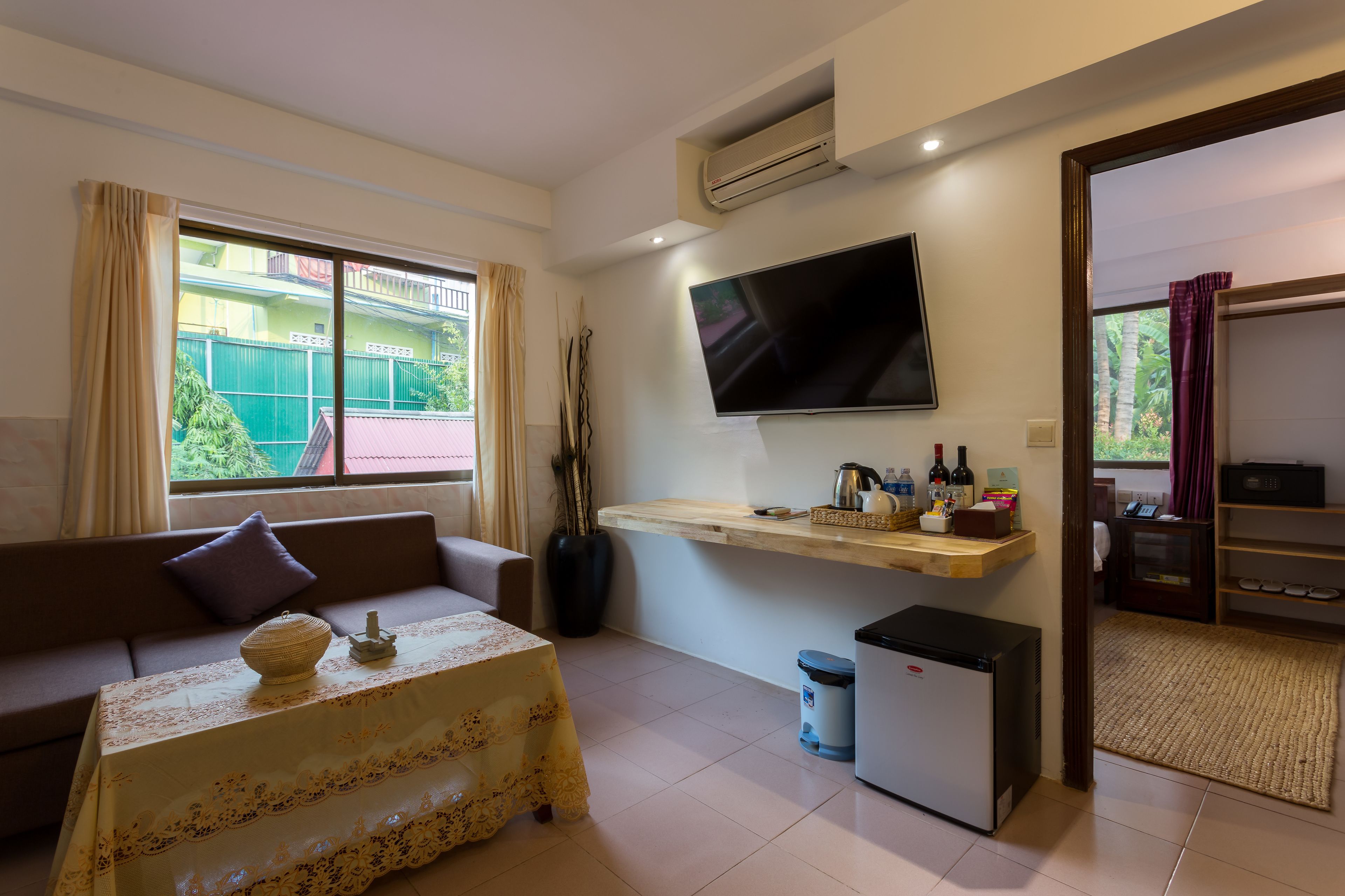 family villa, 2 bedrooms - one time 30min foot massage - free pick up | living room | 32-inch led tv with cable channels, tv
