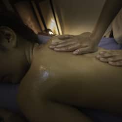 Trị liệu toàn thân, liệu pháp hương thơm, massage mô sâu