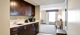 Holiday Inn Express & Suites Oshawa Downtown - Toronto Area by IHG
