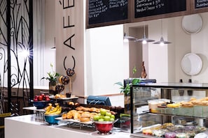 Buffet breakfast for a fee