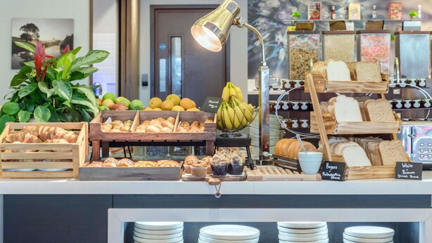 Daily full breakfast for a fee - Mercure Edinburgh Haymarket (Edinburgh)