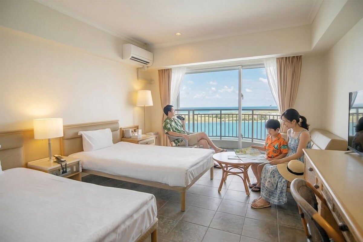 Standard Twin Room 4-9F