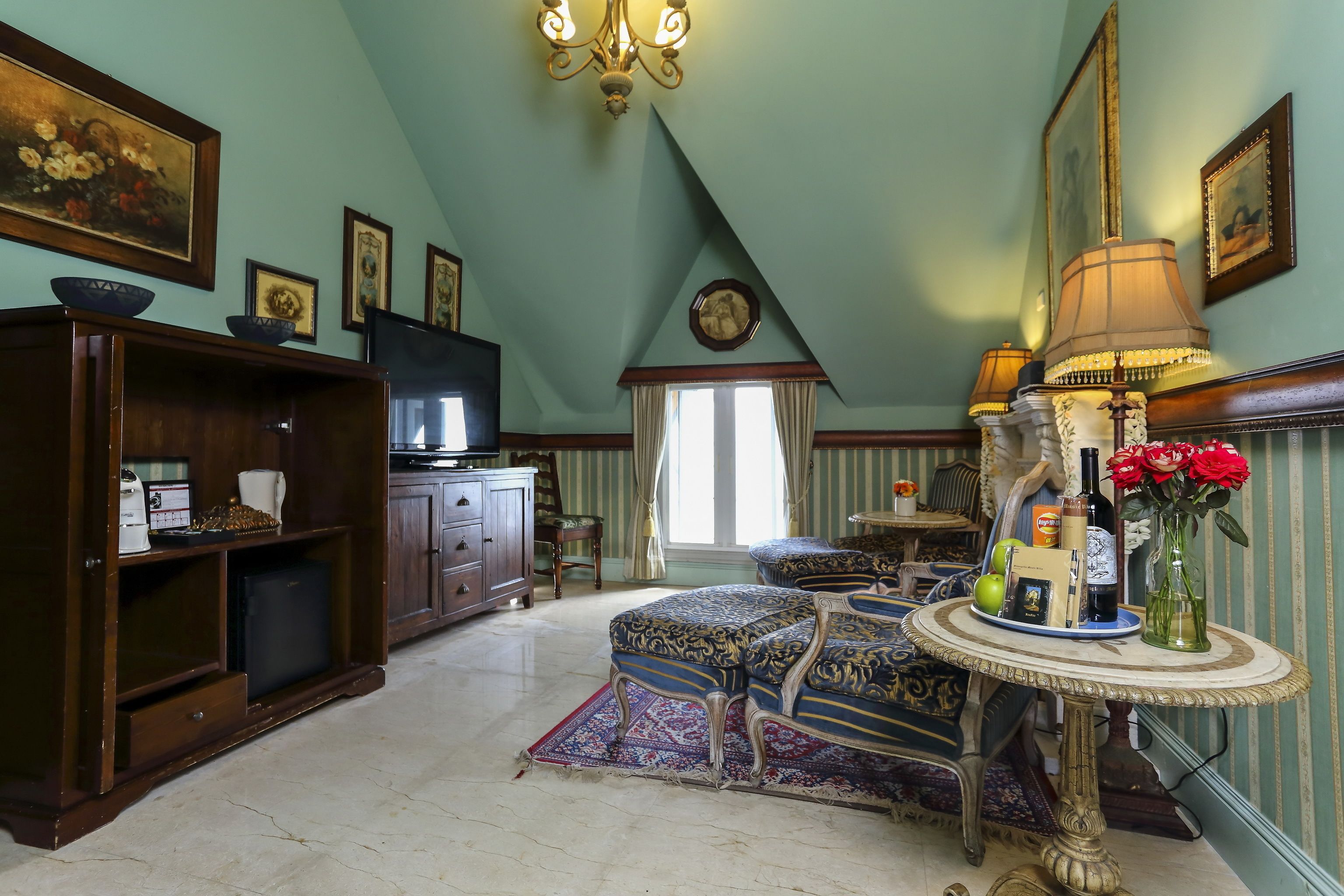 superior suite | in-room safe, individually decorated, desk, blackout curtains