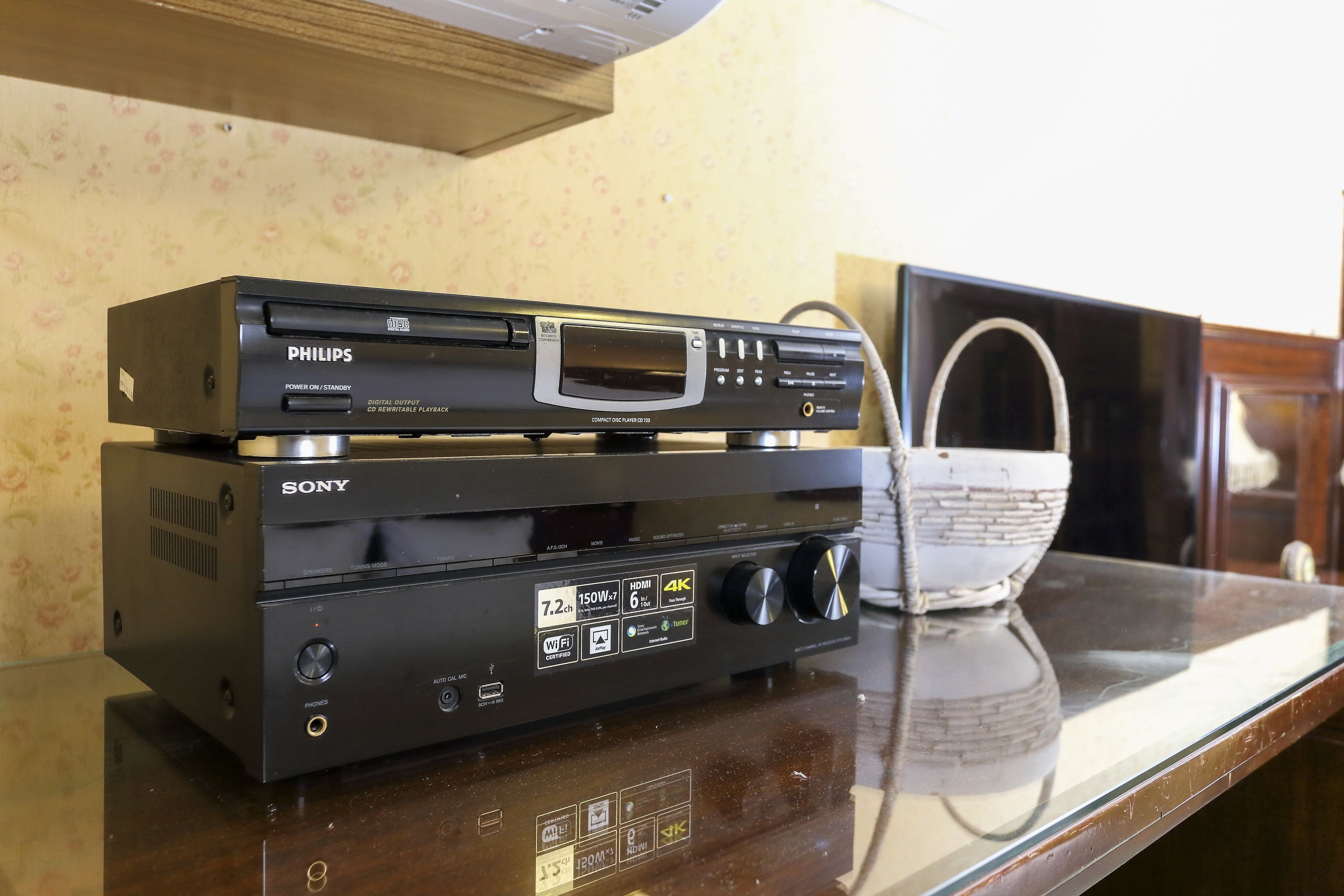 mountain view double room | in-room safe, individually decorated, desk, blackout curtains