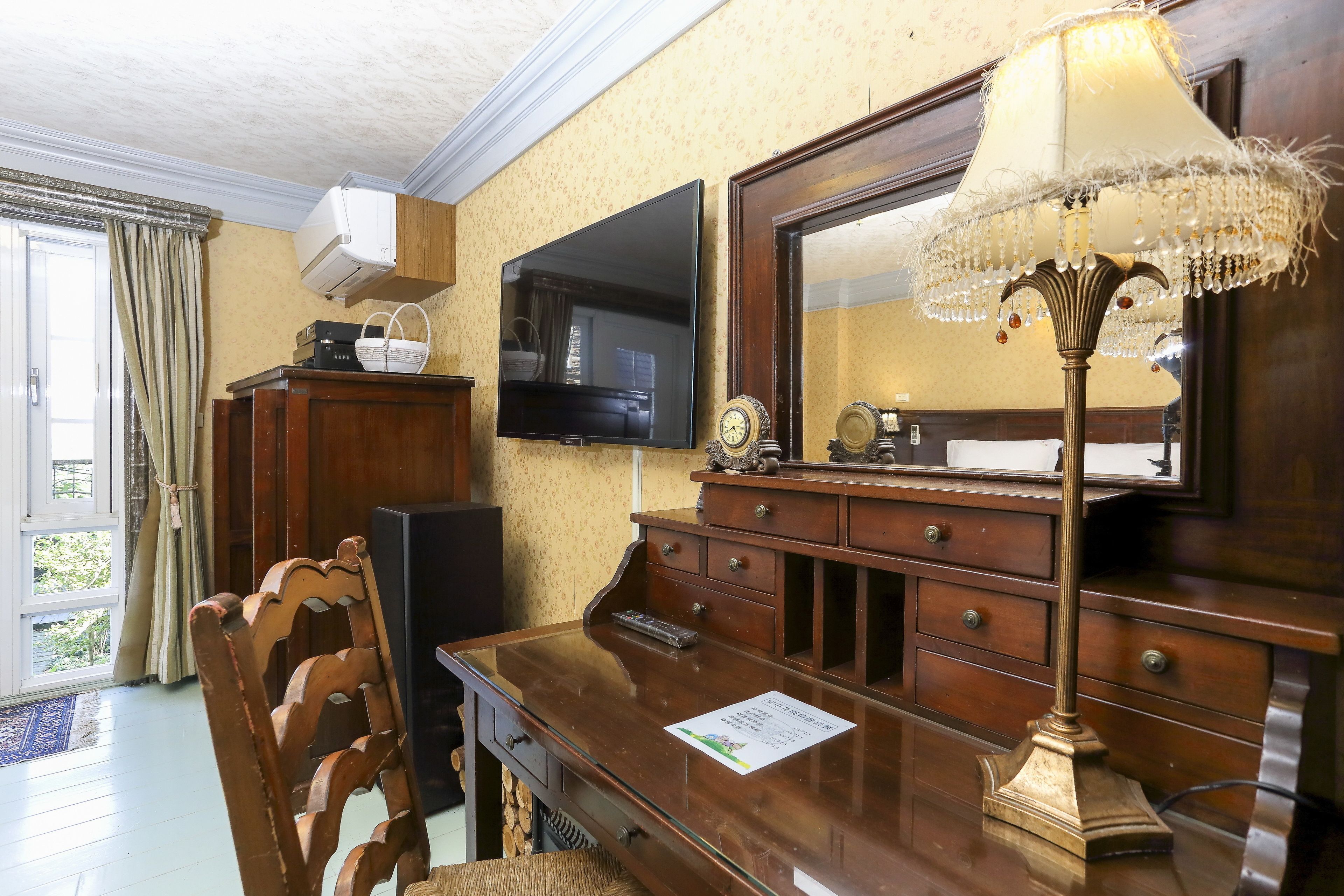 mountain view double room | in-room safe, individually decorated, desk, blackout curtains