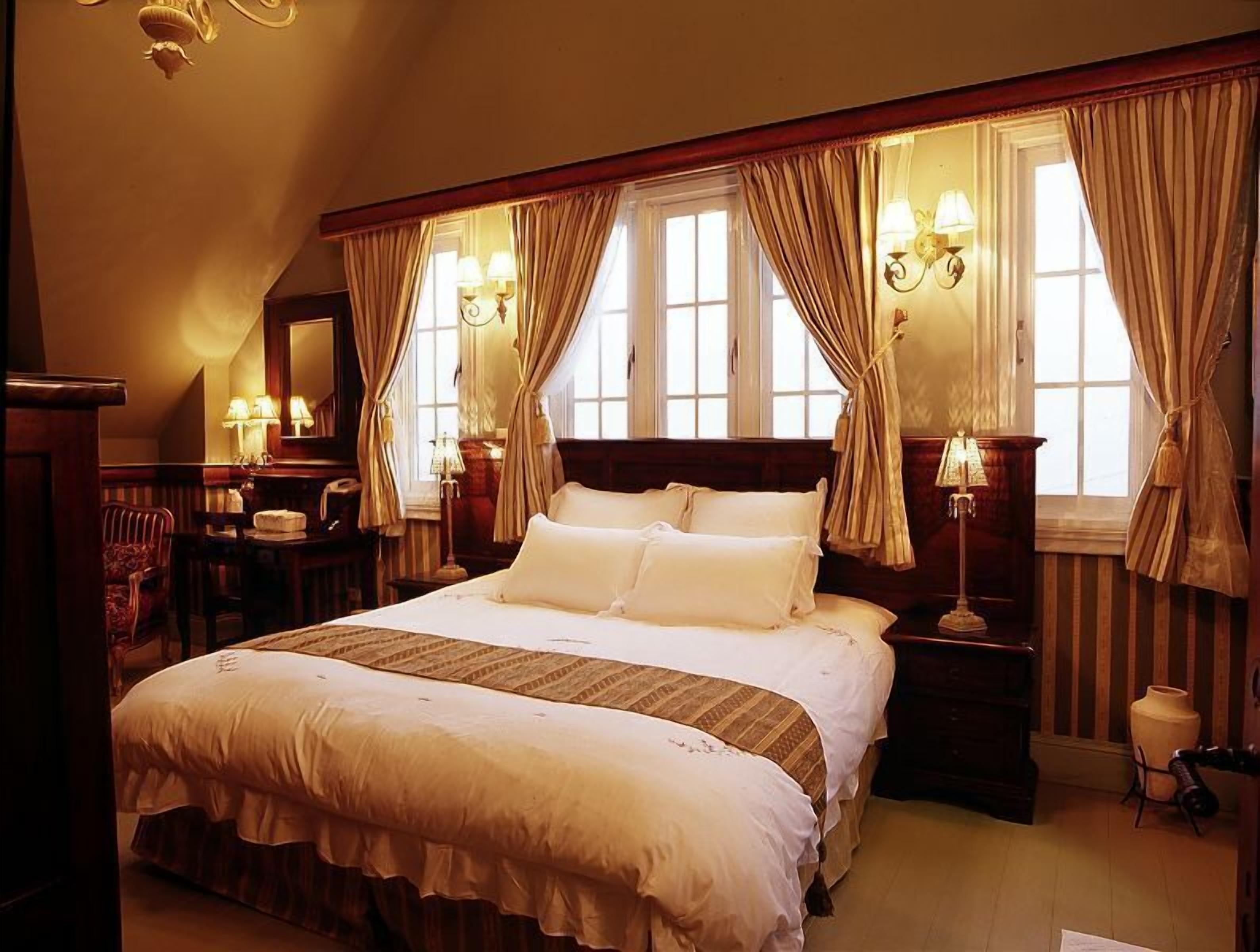 in-room safe, individually decorated, desk, blackout curtains