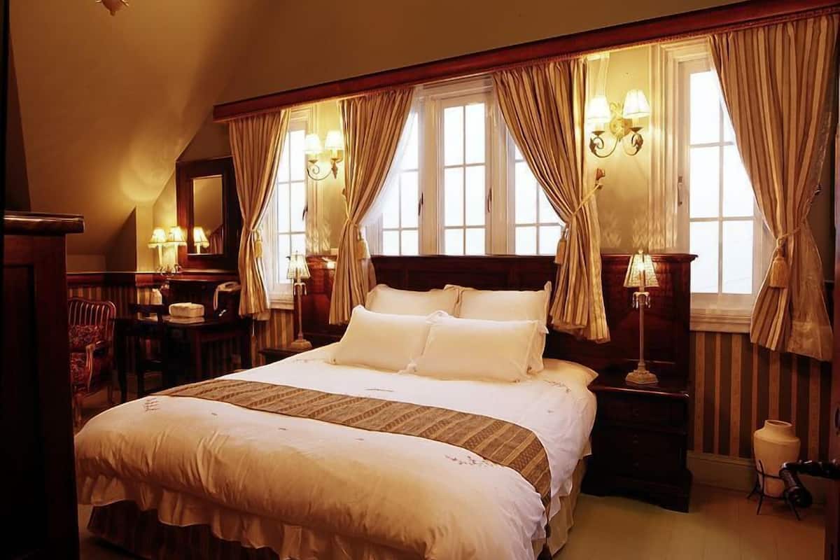 in-room safe, individually decorated, desk, blackout curtains