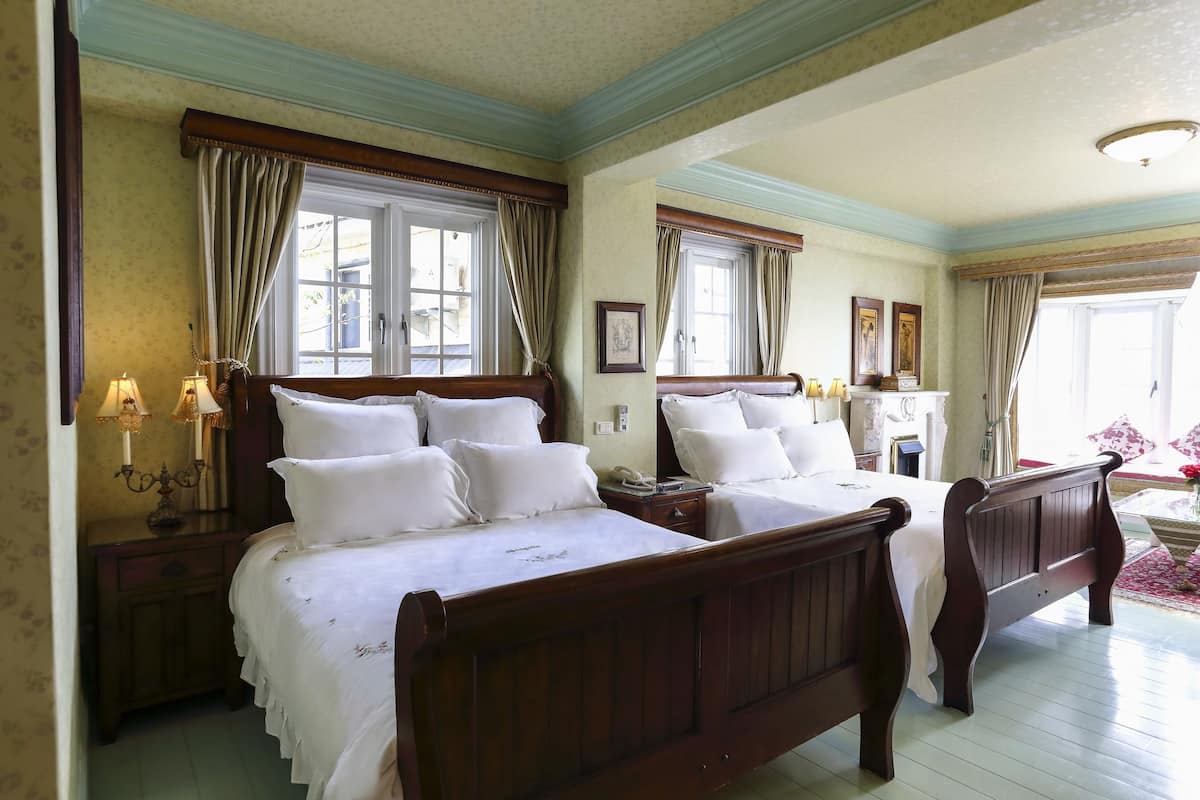 family suite | in-room safe, individually decorated, desk, blackout curtains