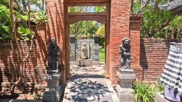 Fachada da propriedade