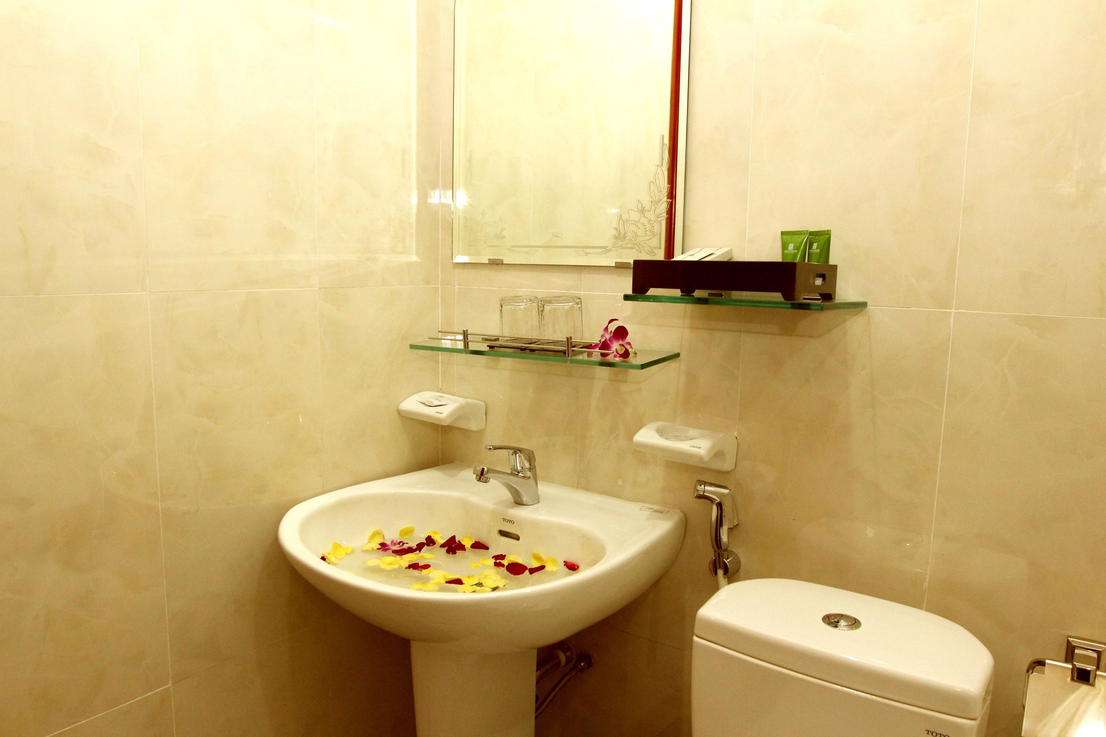 executive deluxe | premium bedding, minibar, desk, blackout curtains