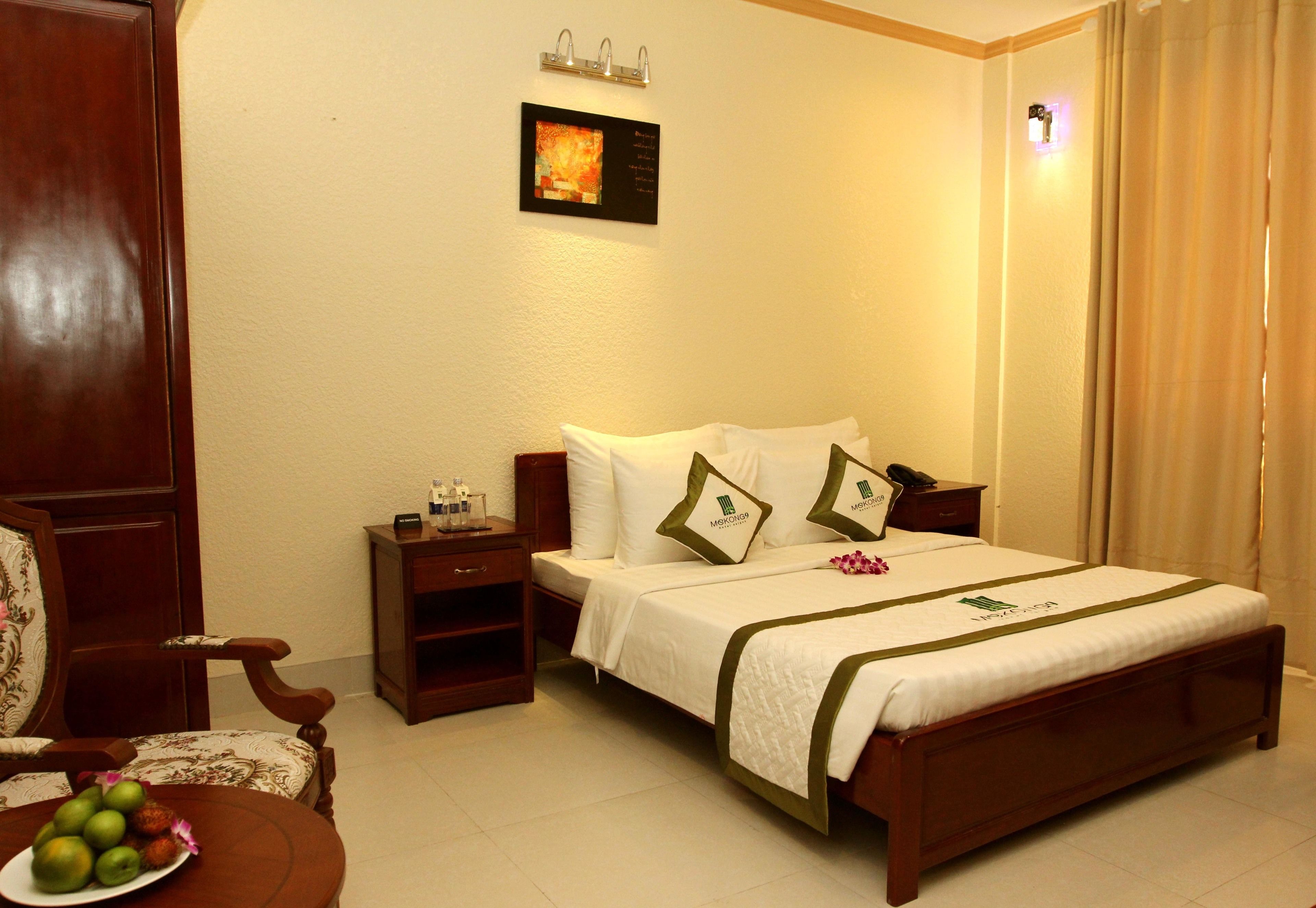 premium deluxe | premium bedding, minibar, desk, blackout curtains