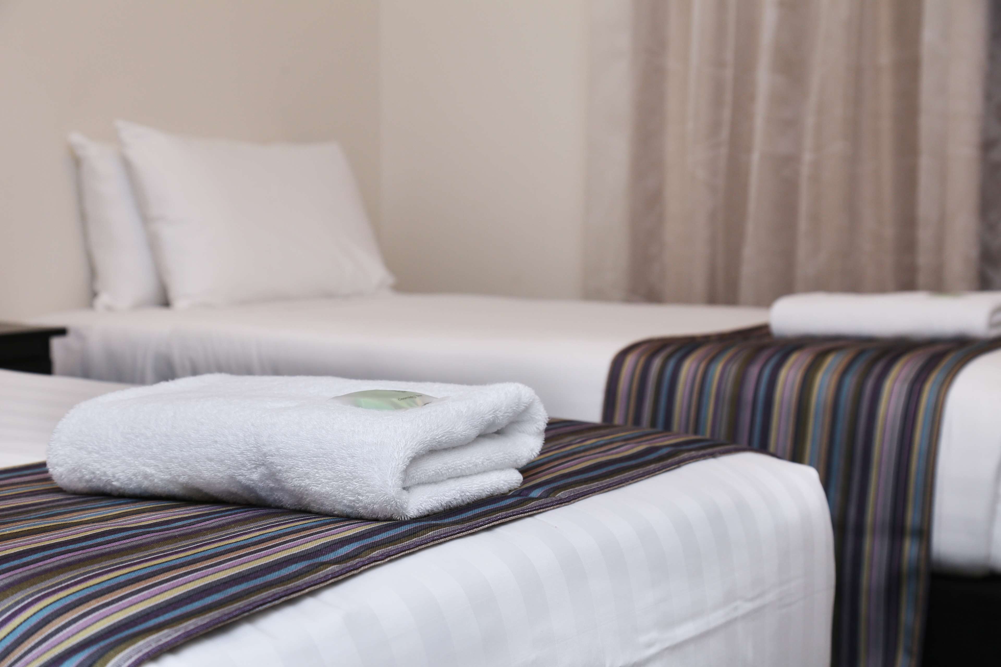 premium bedding, pillow-top beds, minibar, in-room safe