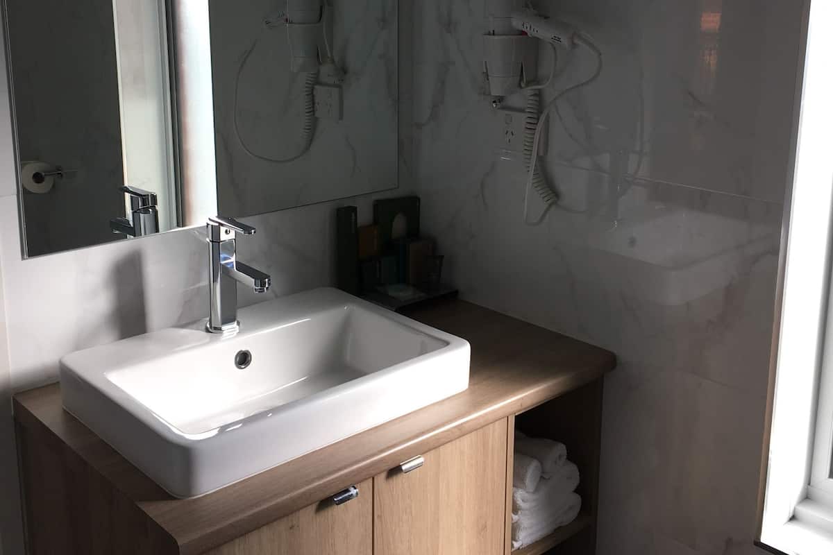 park view room | bathroom sink