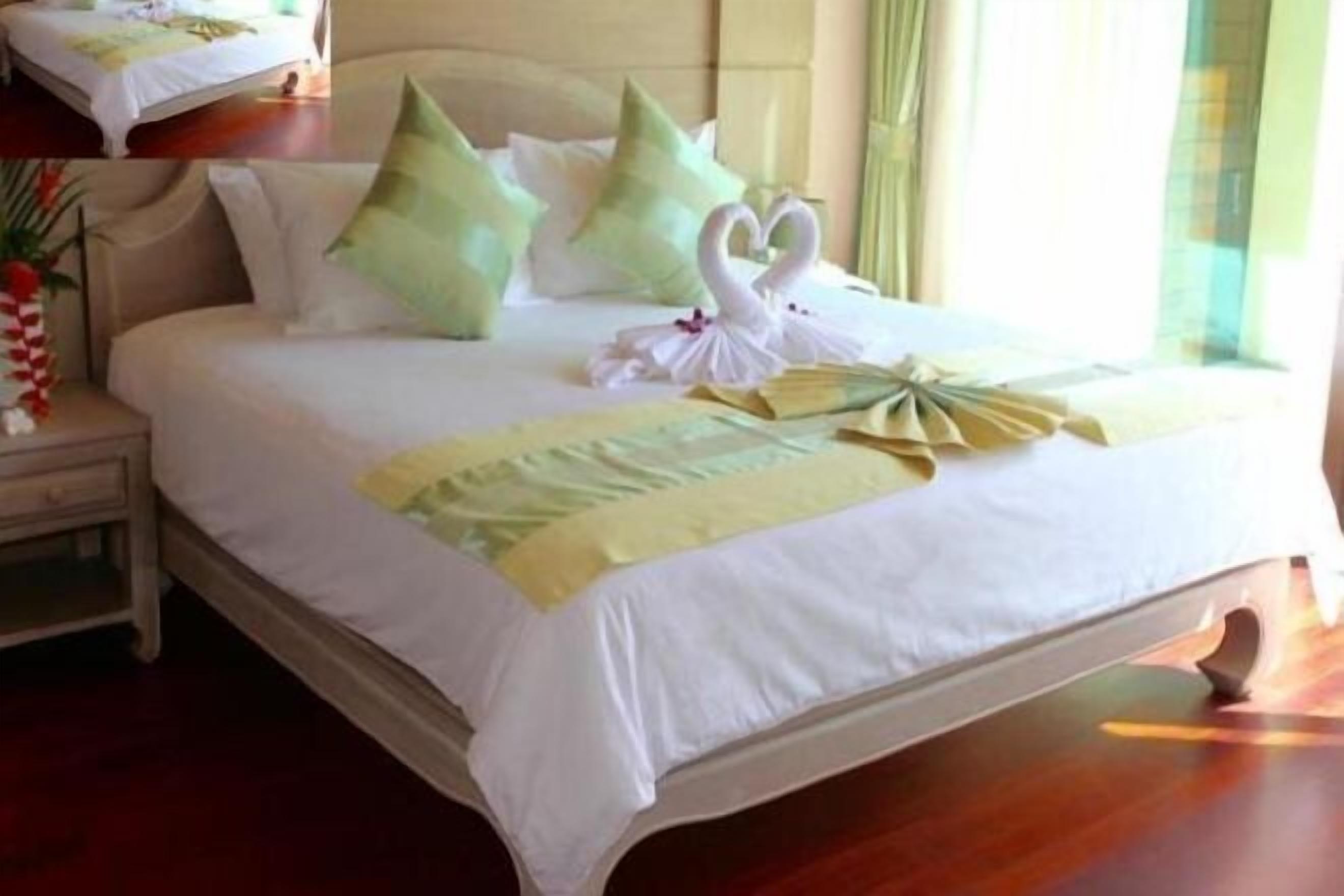 1 Schlafzimmer, hochwertige Bettwaren, Tempur-Pedic-Betten, Zimmersafe